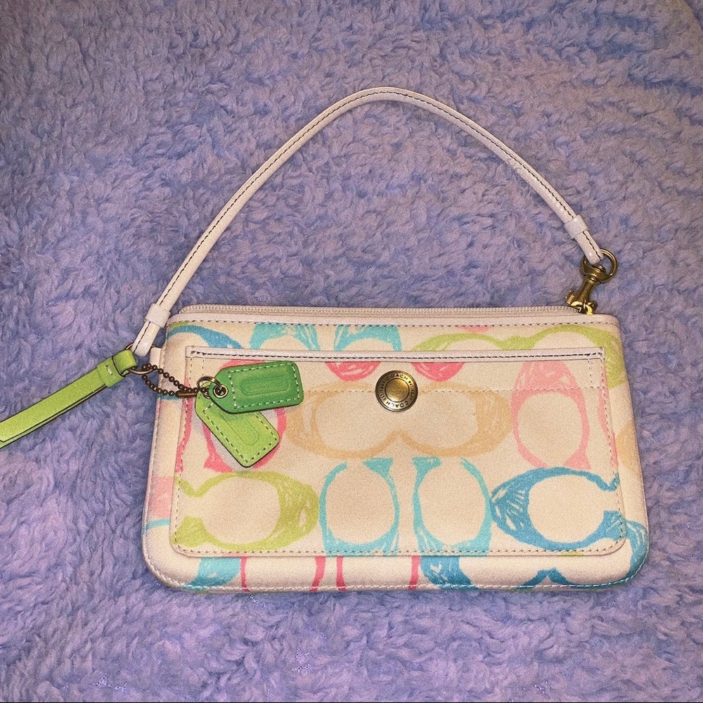 coach monogram purse 👛